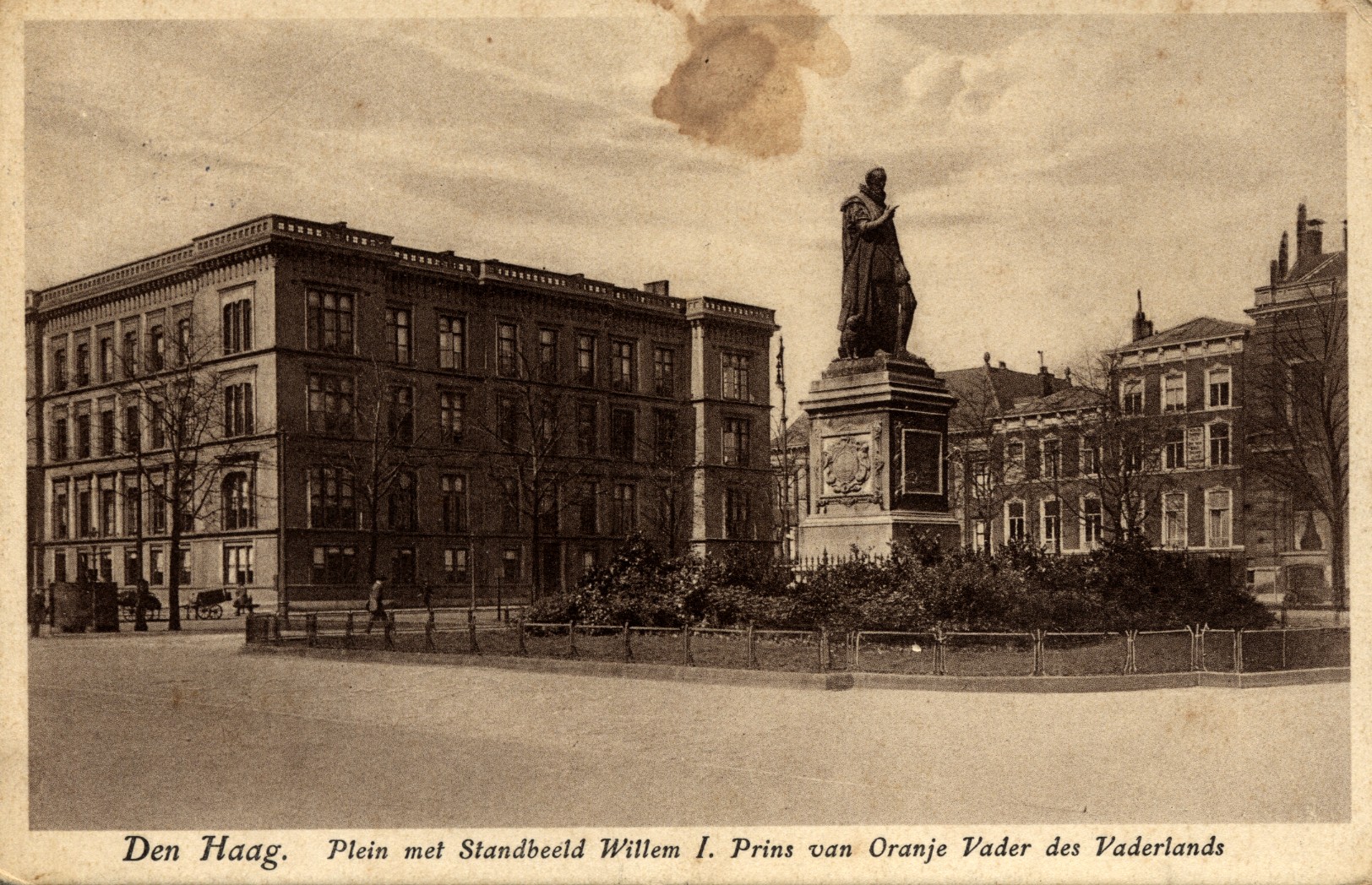 Den Haag, 1929: Plein met Standbeeld Willem I. Prins van Oranje Vader des Vaderlands